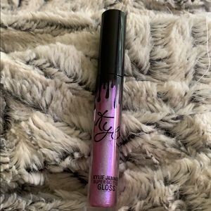 Authentic KYLIE lipgloss